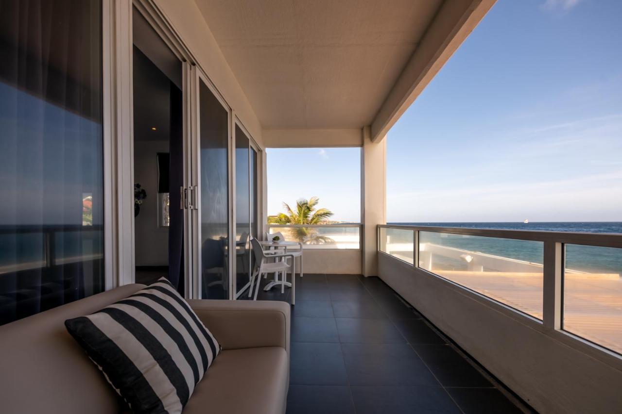 Saint Tropez Boutique Hotel Willemstad Rum bild
