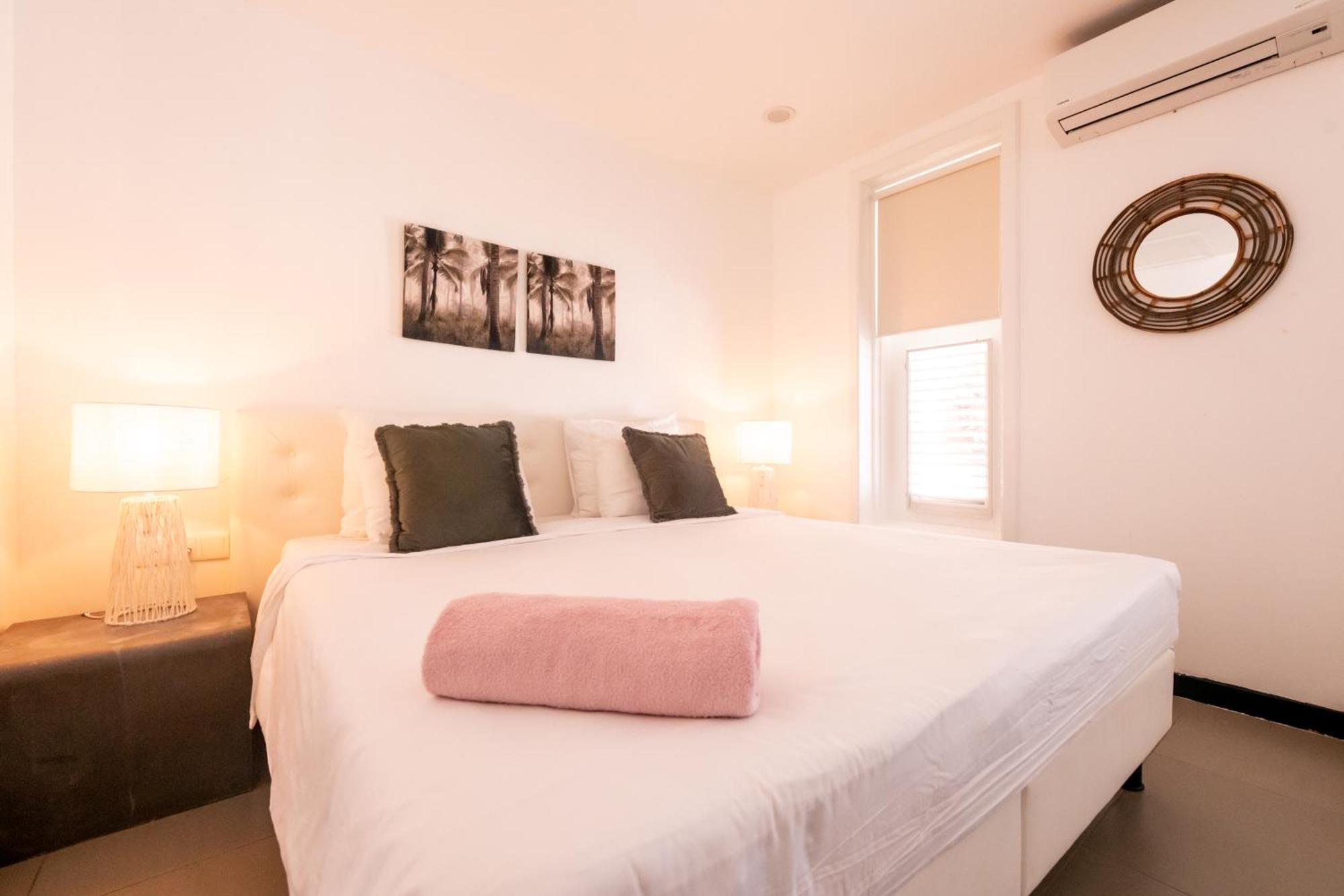 Saint Tropez Boutique Hotel Willemstad Rum bild