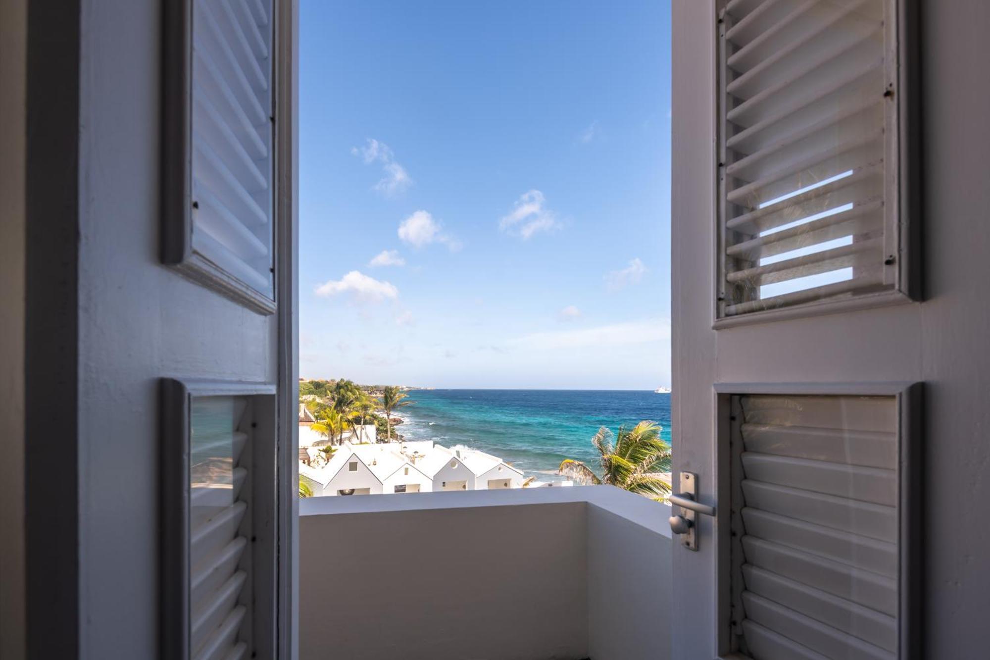 Saint Tropez Boutique Hotel Willemstad Rum bild