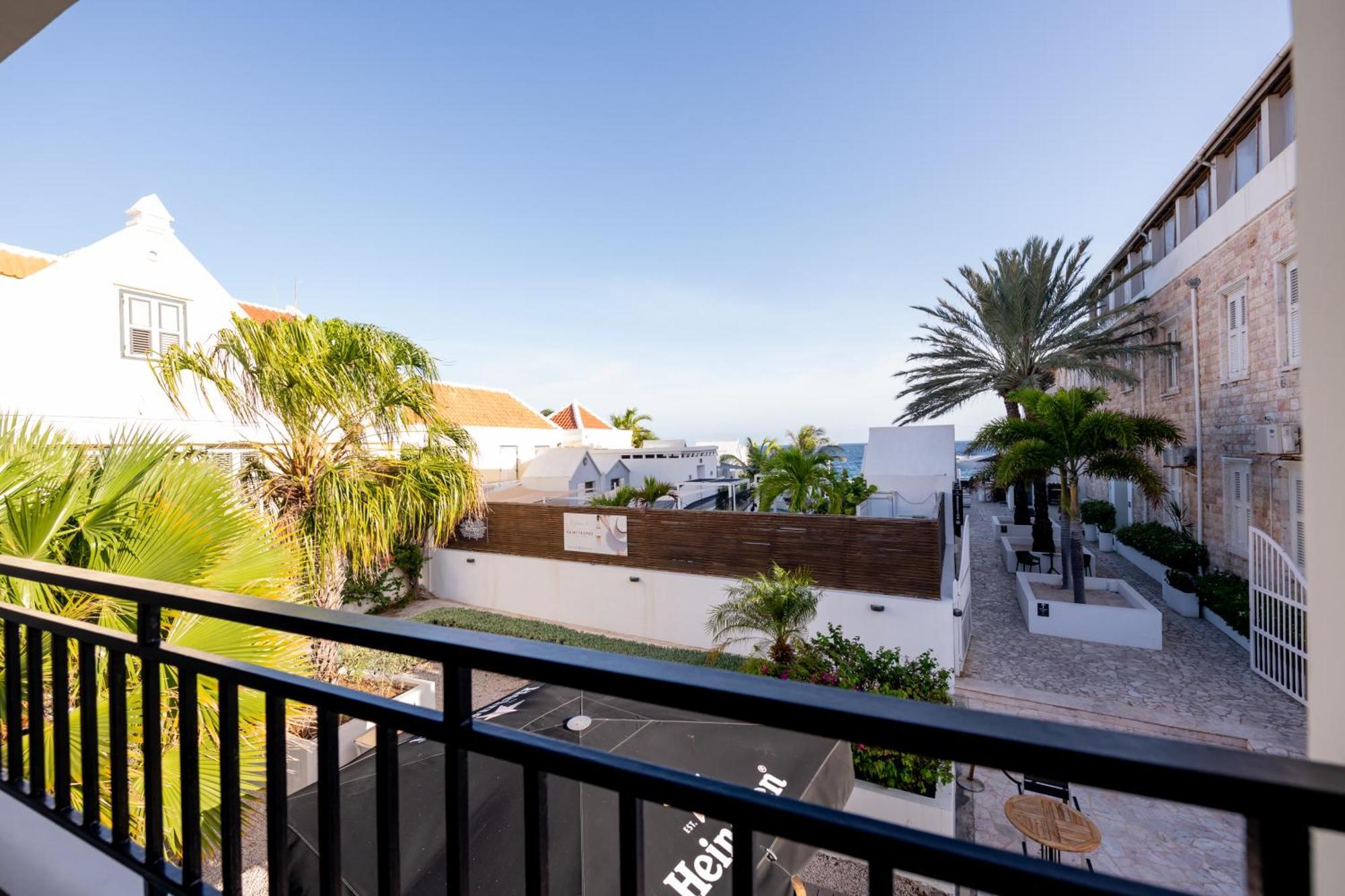 Saint Tropez Boutique Hotel Willemstad Rum bild
