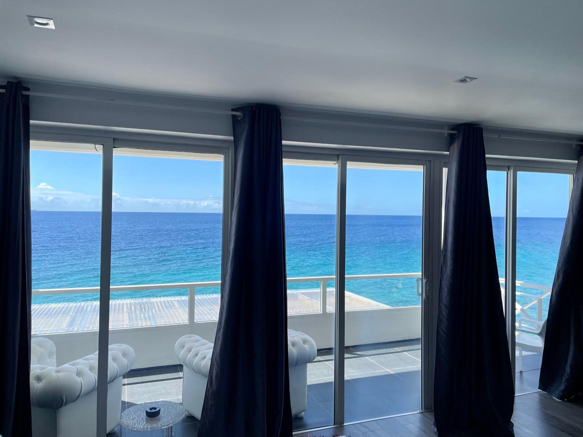 Saint Tropez Boutique Hotel Willemstad Rum bild