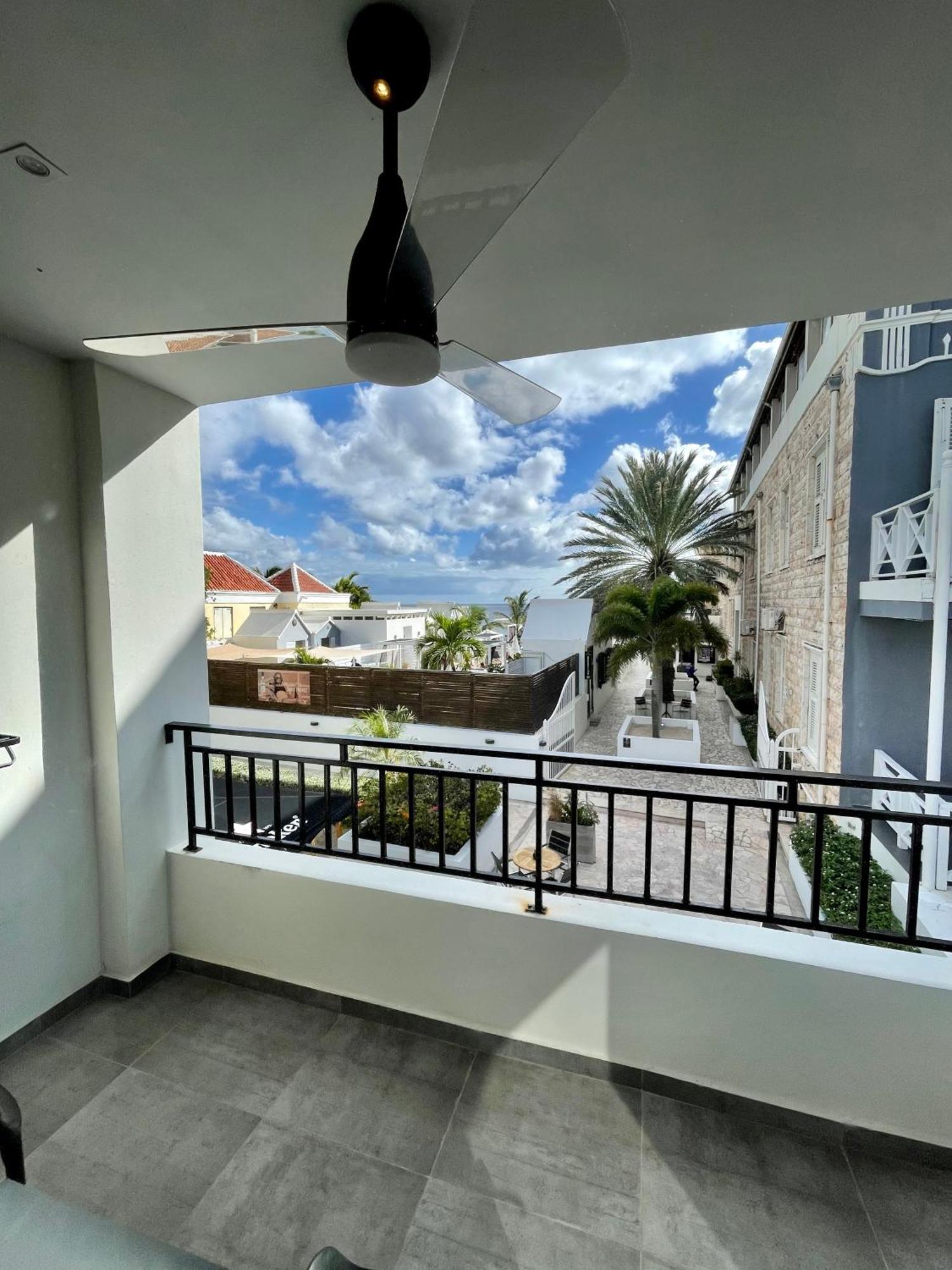 Saint Tropez Boutique Hotel Willemstad Rum bild